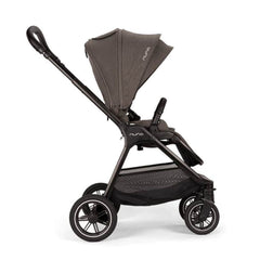 Coche Nuna Triv Next Thunder Reversible