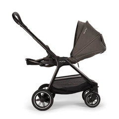 Coche Nuna Triv Next Thunder Reversible