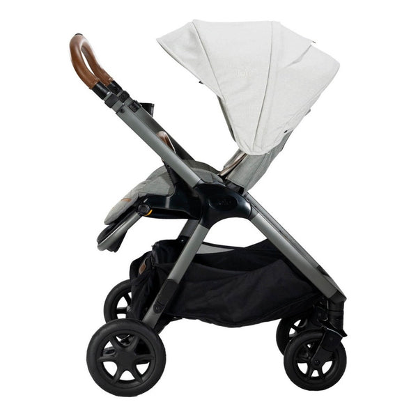 Coche Europeo Con Ruedas En Caucho Joie Signature Finiti