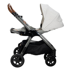 Coche Europeo Con Ruedas En Caucho Joie Signature Finiti